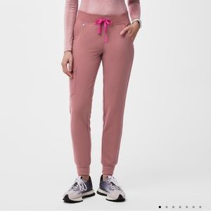 FIGS Zamora Jogger Scrub Pant - XXS - Petite Length - Mauve